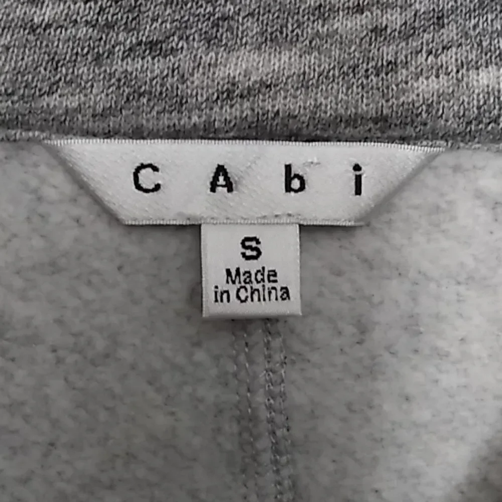 Cabi Jacket, Gray Sweatshirt Style Button Front Jacket - S‎ - Picture 3 of 8